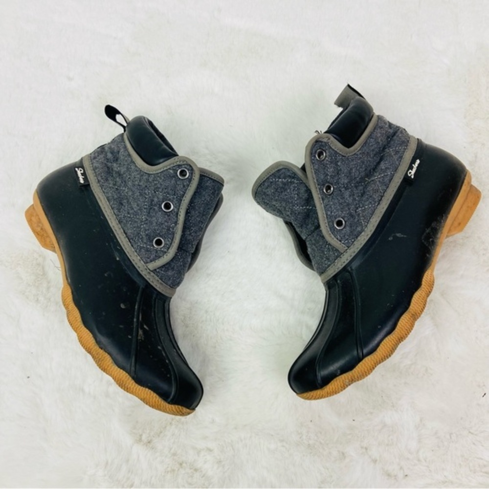 Skechers Gray fleece plaid Winter duck Boots with Tan Soles size 8